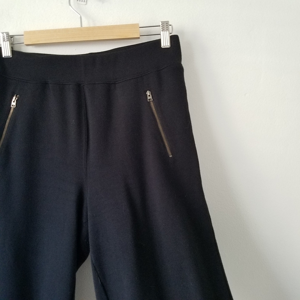 𝅺Aritzia Wilfred Free Black Zipper Pockets Wide Leg High Rise Sweatpants M - Picture 3 of 11
